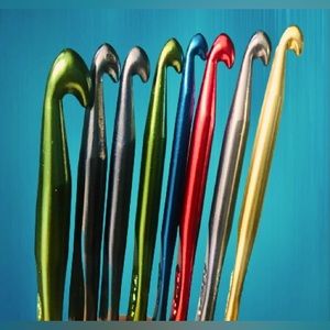 Set of 8 Boye Crochet Hooks / Needles, 6 Sizes (G, H, I, J, K, N)
